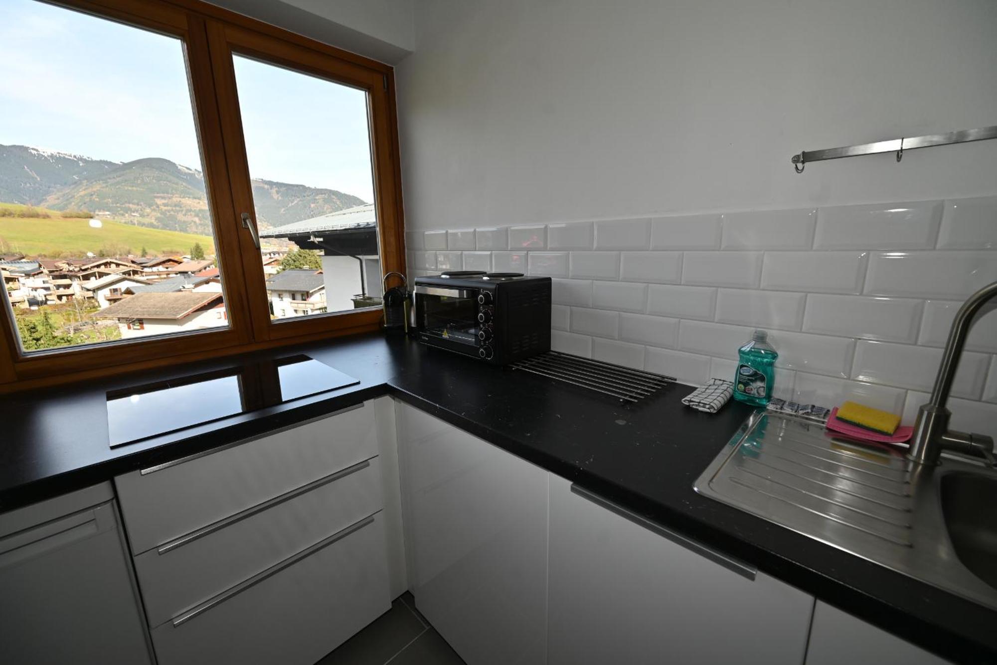 Apartement Karen Top 35 - By Four Seasons Apartments Kaprun Bagian luar foto